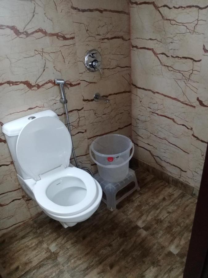 Hotel Cozy Cave Near Igi Airport Delhi New Delhi Exterior foto